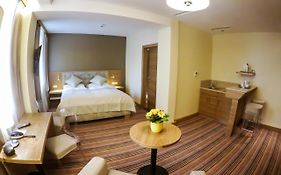 Hotel Drei Raben 4*